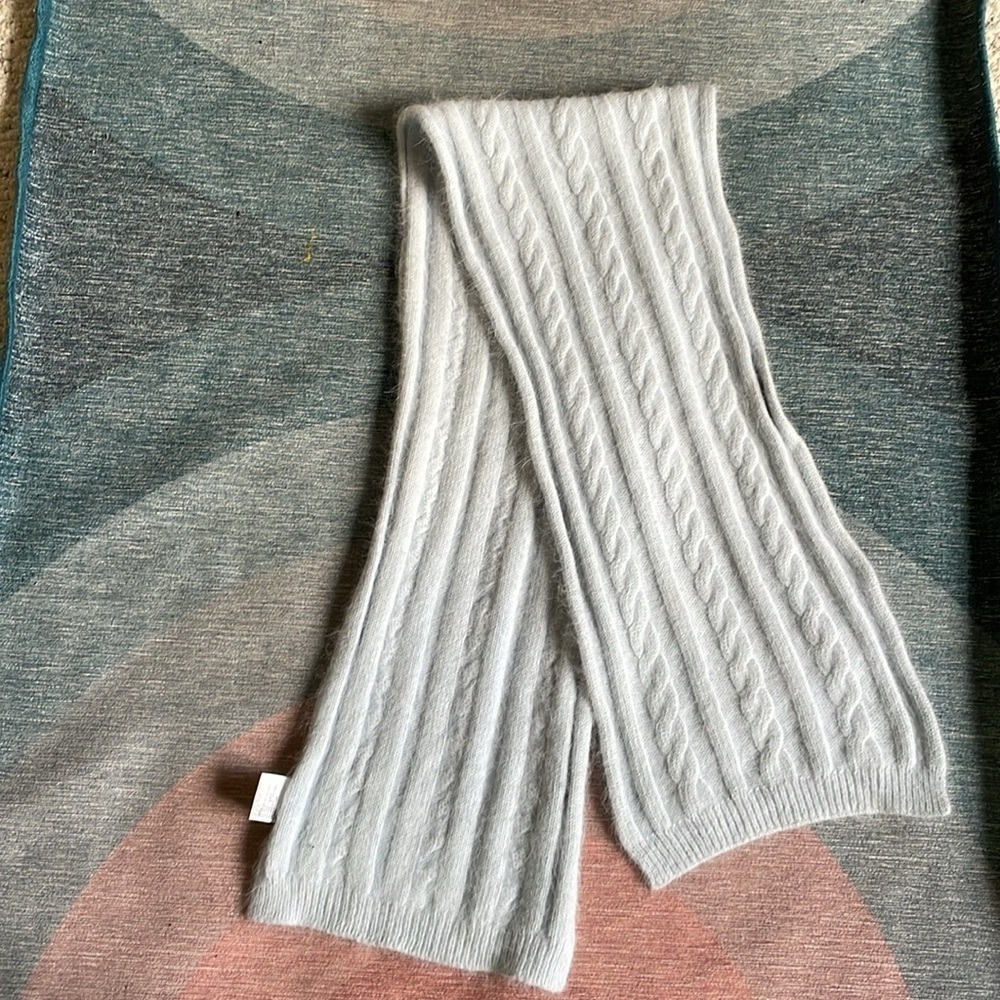 Light Blue Rabbits Fur & Lambswool Knit Braided Scarf